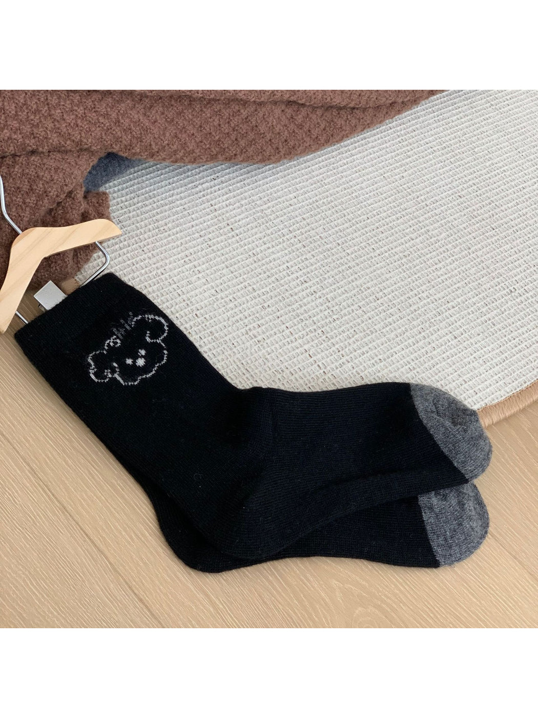 Rufia - Teddy Face Cozy Crew Socks