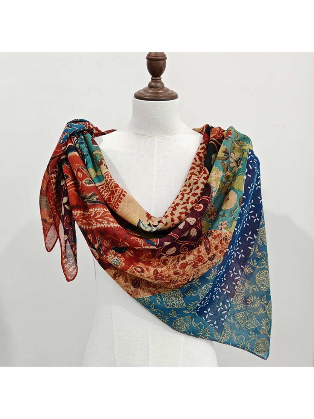 Scarvii - Floral Print Square Scarf