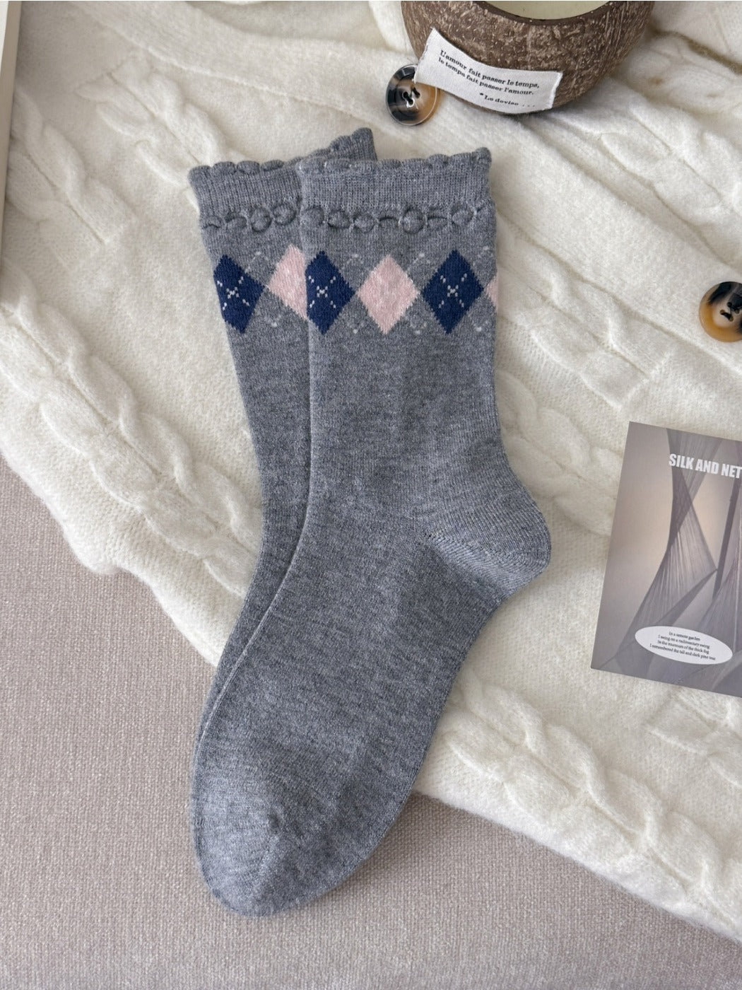 Rufia – Retro Argyle Mid-Calf Socks