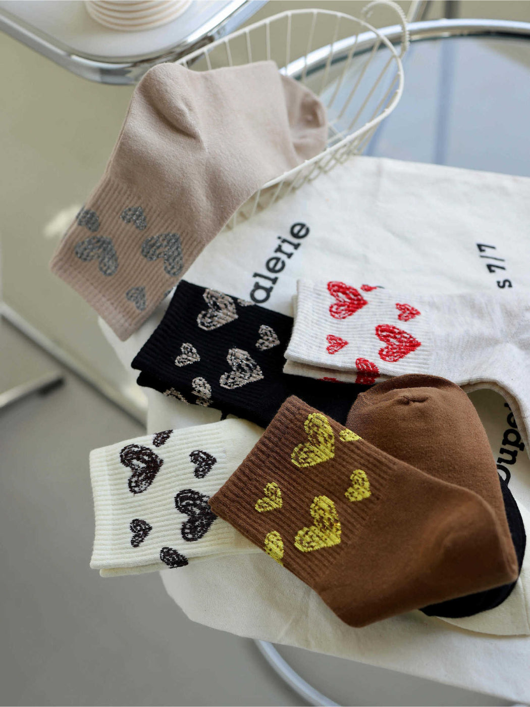 Rufia - Sketch Heart Motif Crew Socks