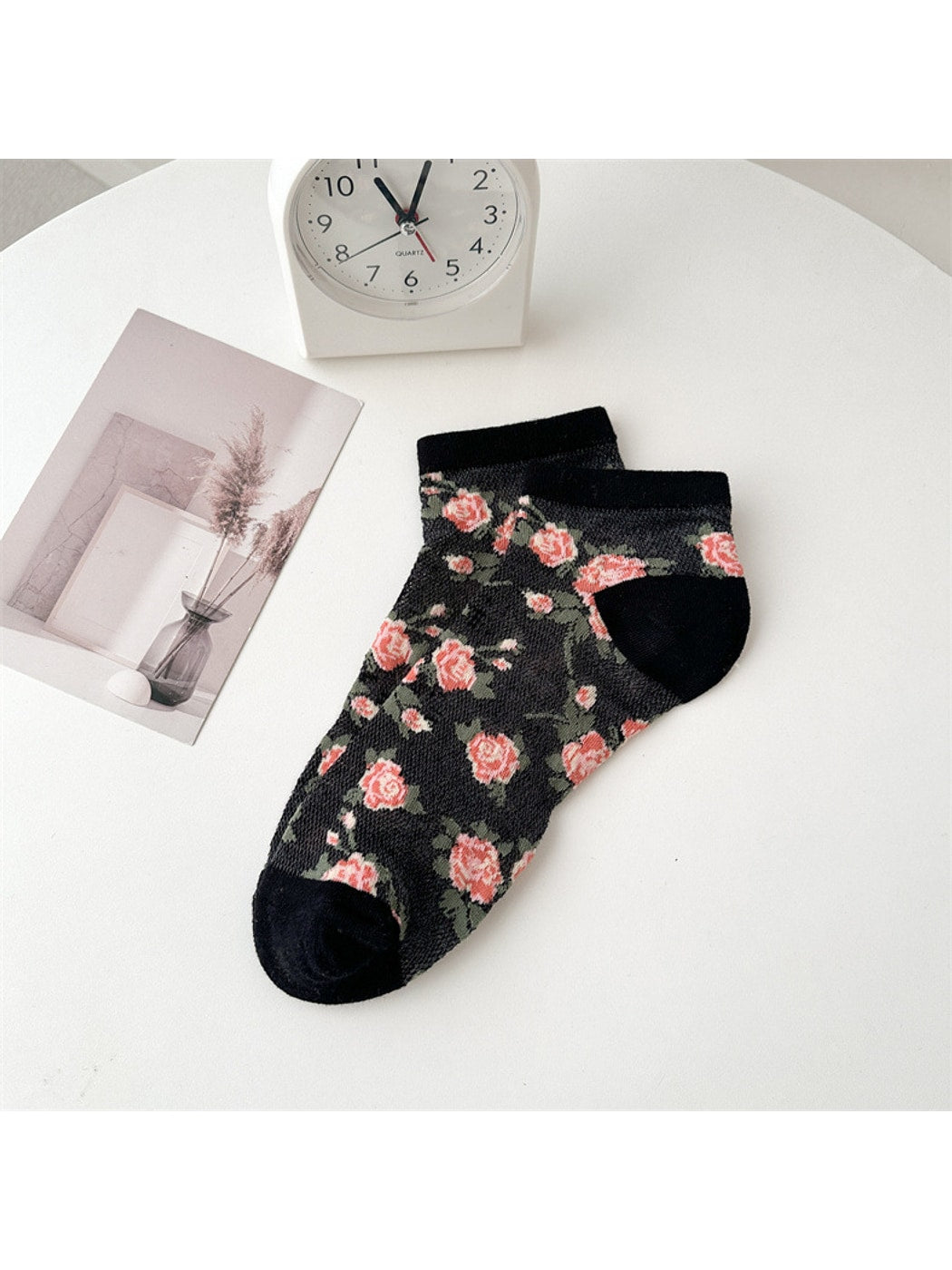 Rufia - Vintage Rose Pattern Ankle Socks