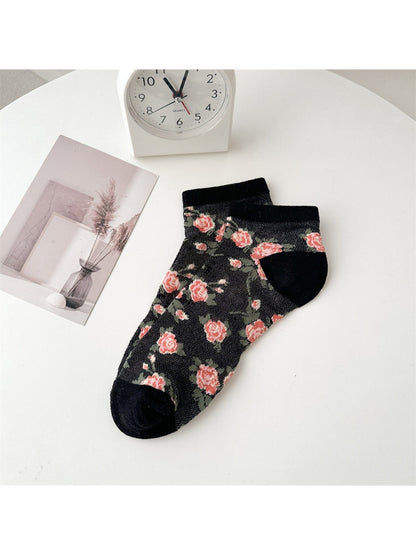 Rufia - Vintage Rose Pattern Ankle Socks