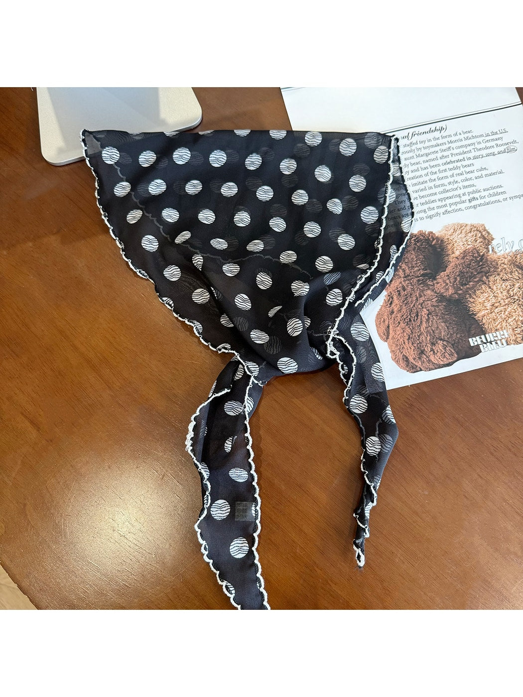 Scarvii - Polka Dot Printed Retro Triangle Bandana