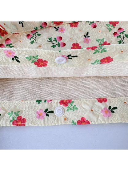 Cosbai – Quilted Floral & Bear Printed Tote Bag