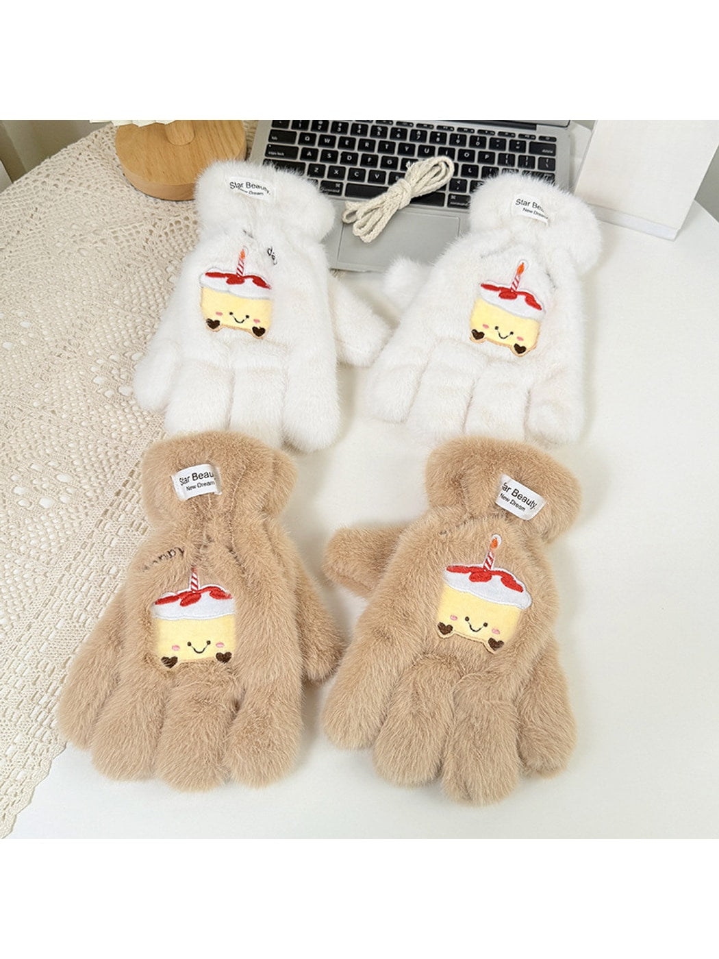 Gloving - Cute Plush Cake Motif Women's Warm Gloves