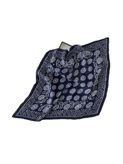 Scarvii - Modern Motif Pleated Scarf