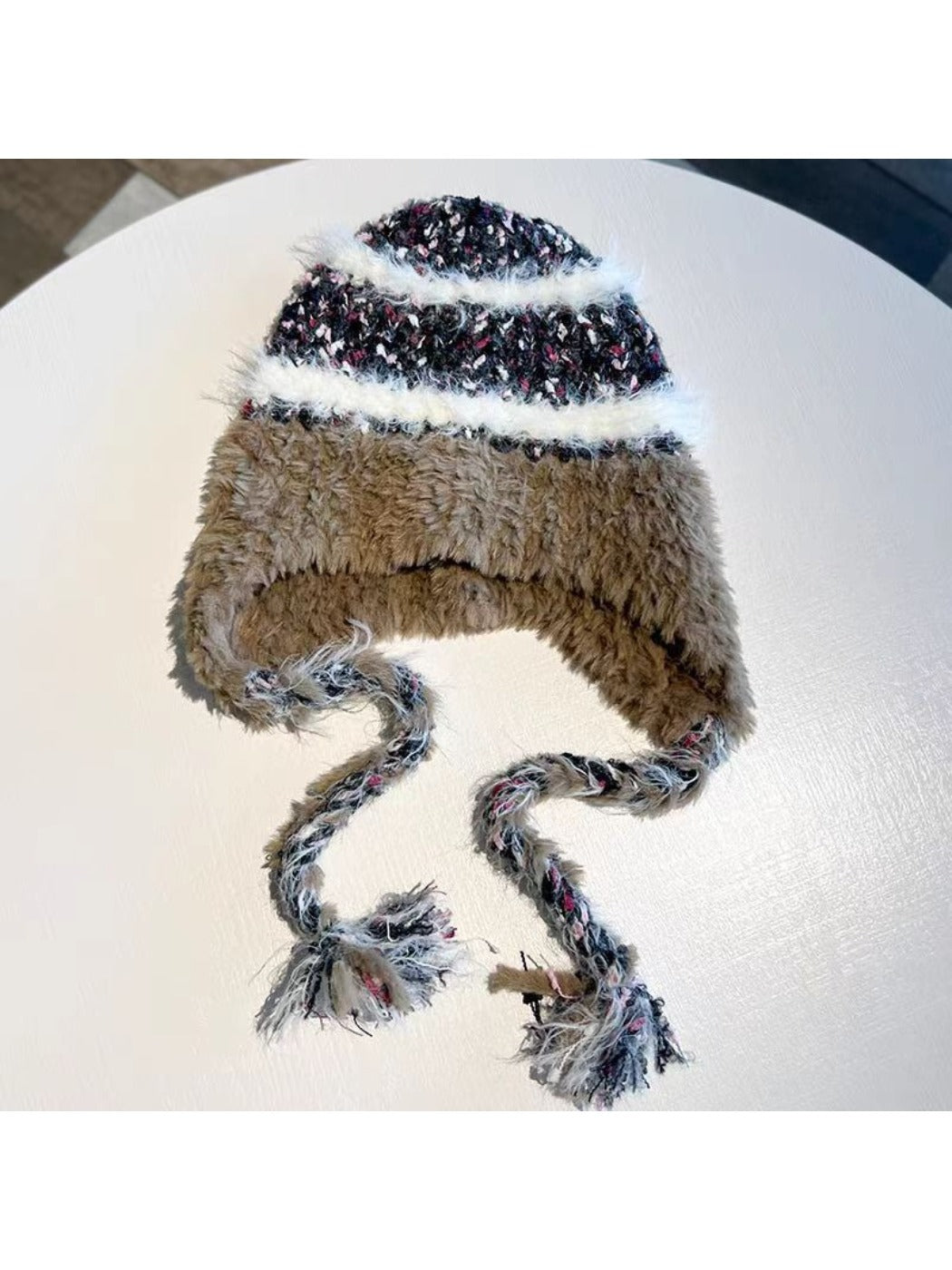 Haila - Winter Beanie with Tassels