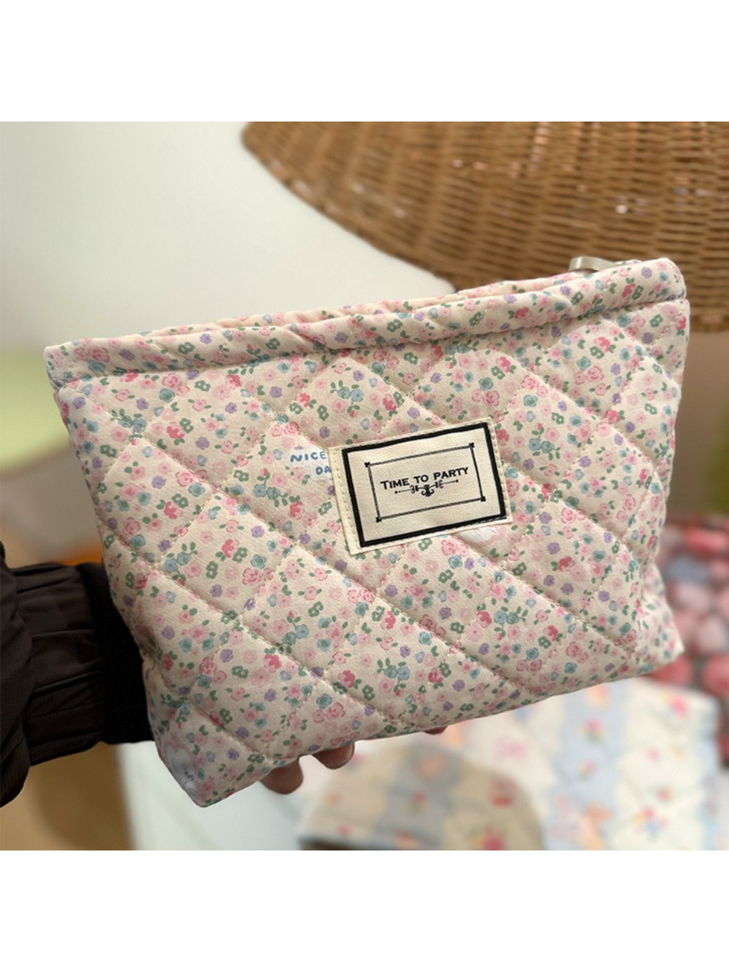 Cosbai - Quilted Floral Print Cosmetic Pouch