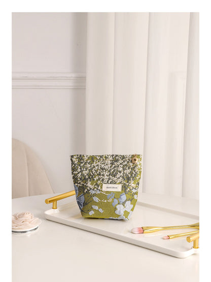 Cosbai - Jacquard Floral Cosmetic Bag