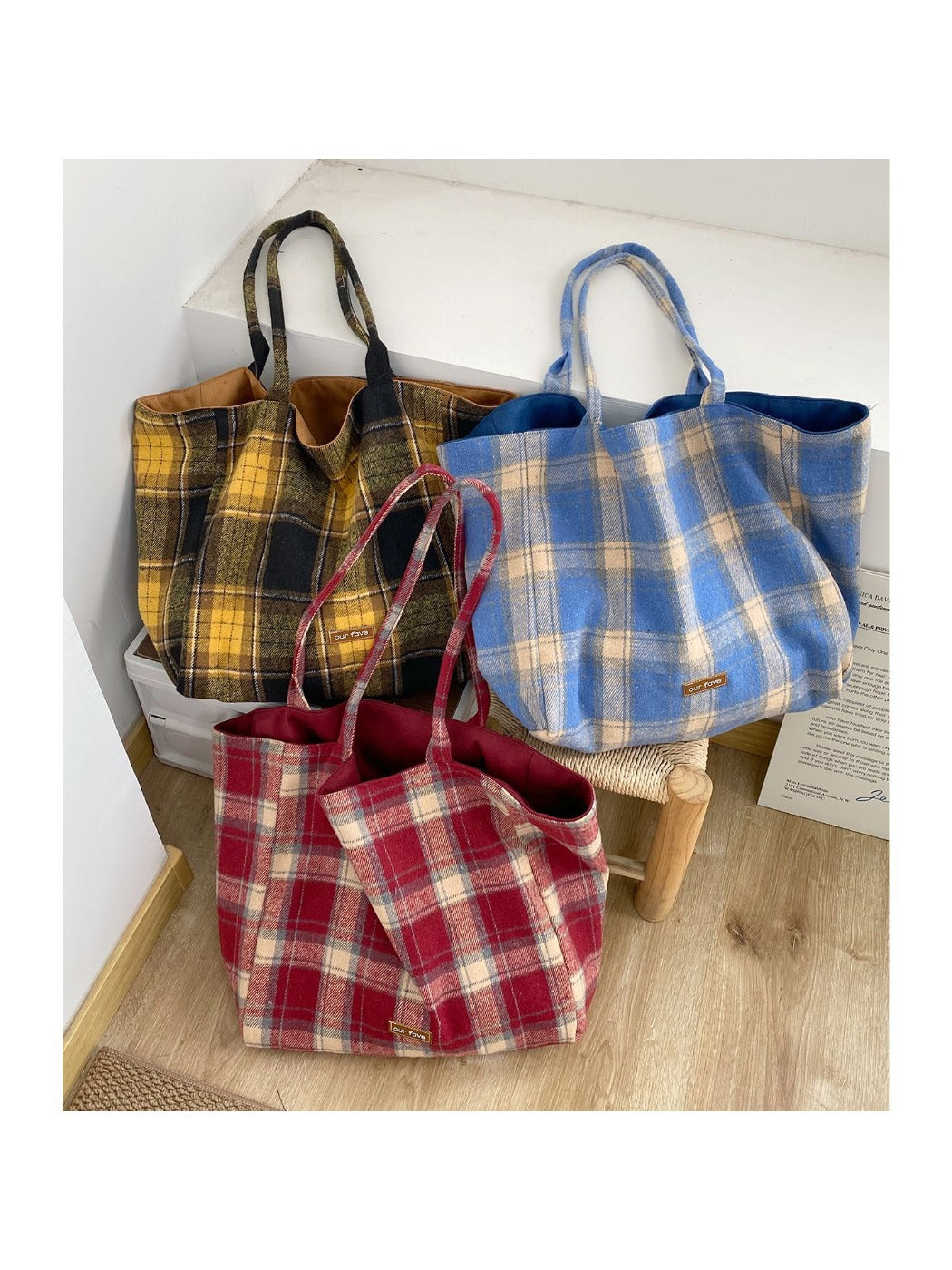 Cosbai – Dual-Side Tote Bag with Plaid Pattern