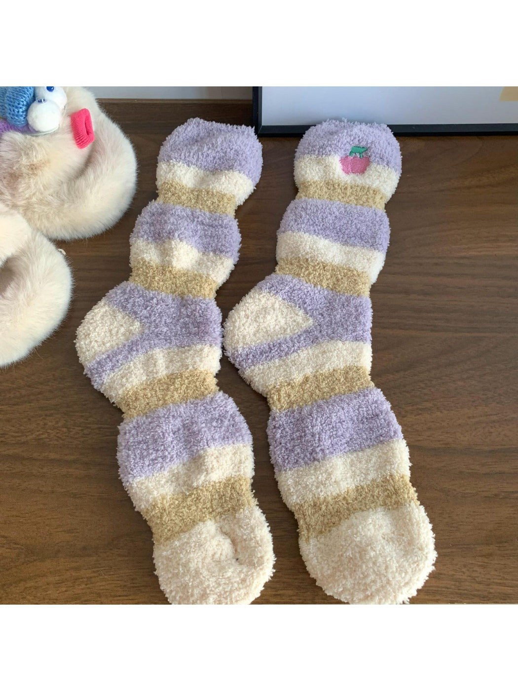 Rufia - Womens Winter Coral Fleece House Socks