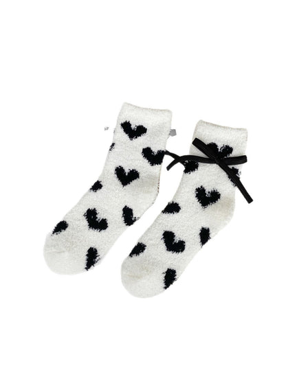 Rufia - Heart Fuzzy Texture Bow Detail Sleep Socks