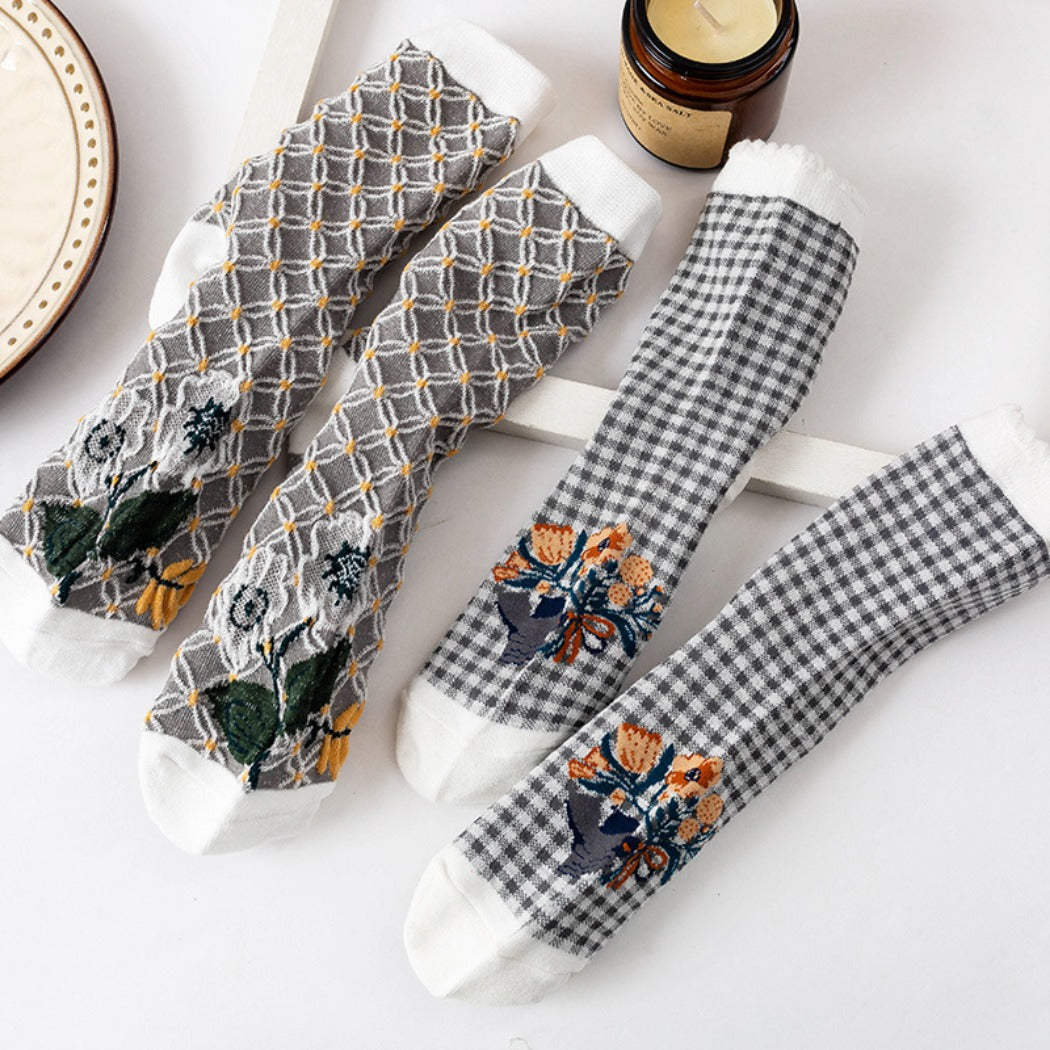 Rufia - Women's Vintage Mid-Calf Quarter Socks - Classsic & Delicate