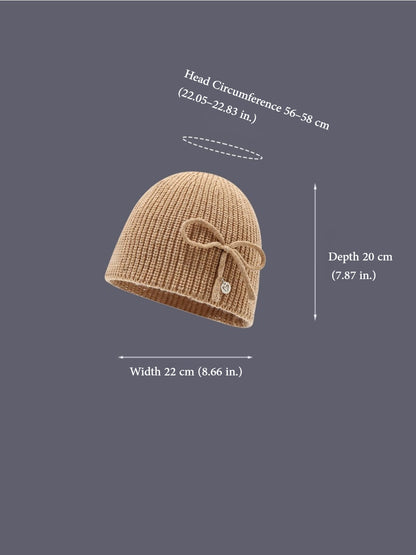Haila – Knitted Beanie with Bow