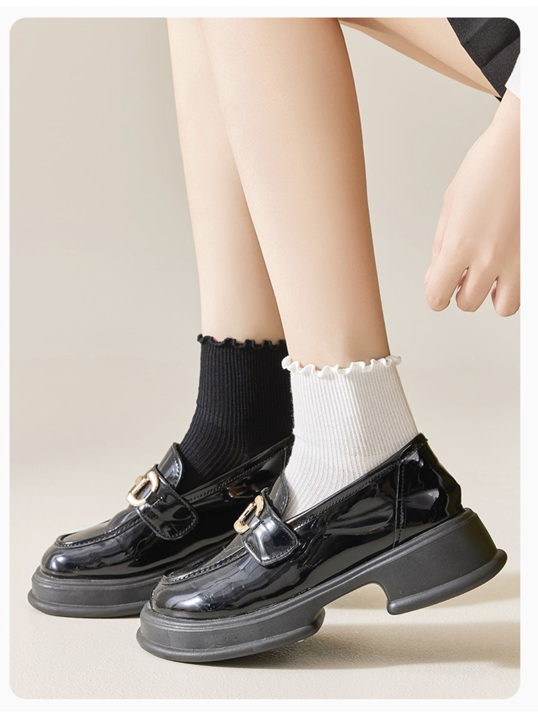 Rufia - Clean Ribbed Neutral Crew Socks