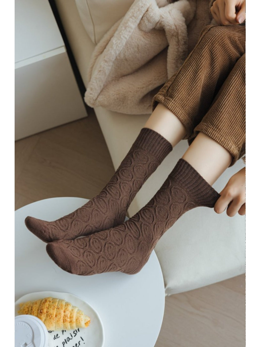 Rufia - Women's Solid Winter Socks with Embossed Smile