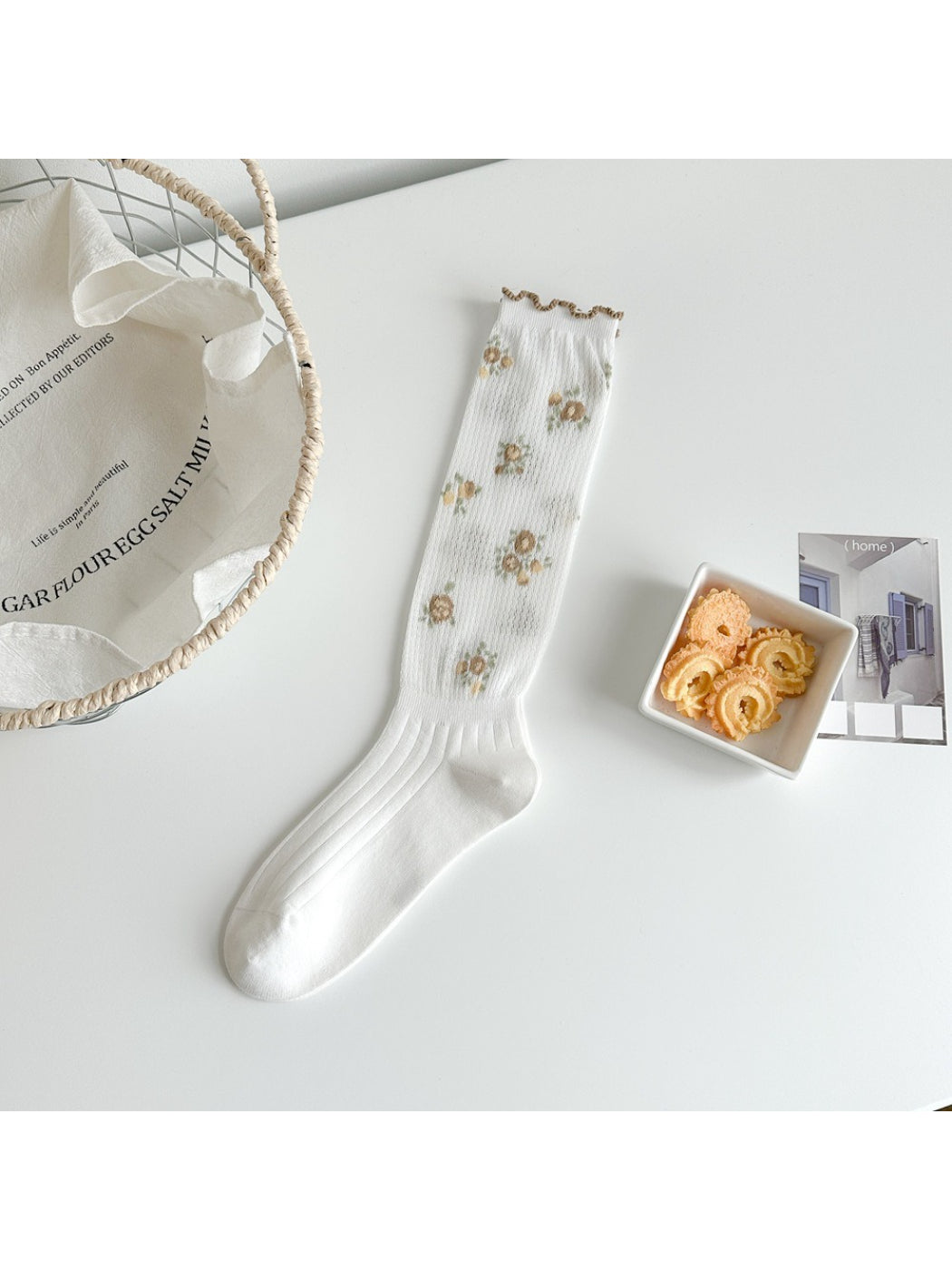 Rufia - Floral Embroidered Ruffle Crew Socks product image 6