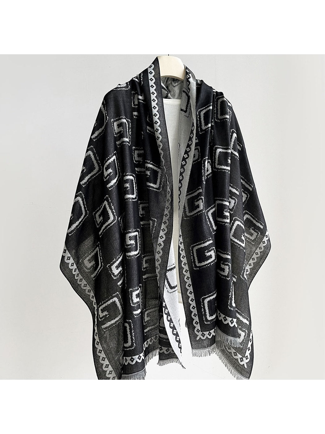 Scarvii - Summer Huiwen Pattern Wrap Scarf