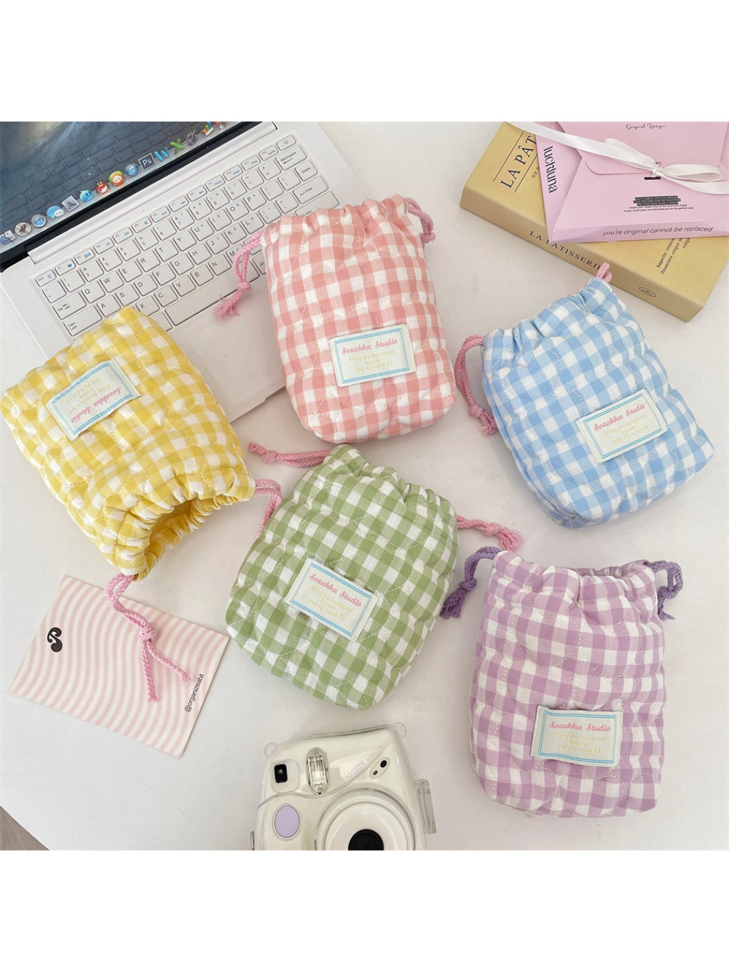 Cosbai - Gingham Padded Drawstring Pouch Bag