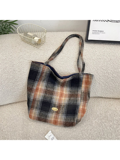 Close-up of Cosbai vintage plaid soft structure tote bag fabric and texture