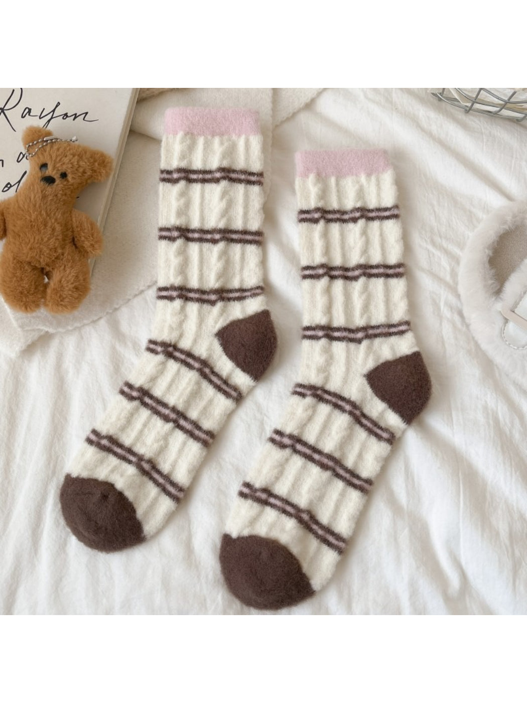 Rufia – Cozy Striped Crew Socks