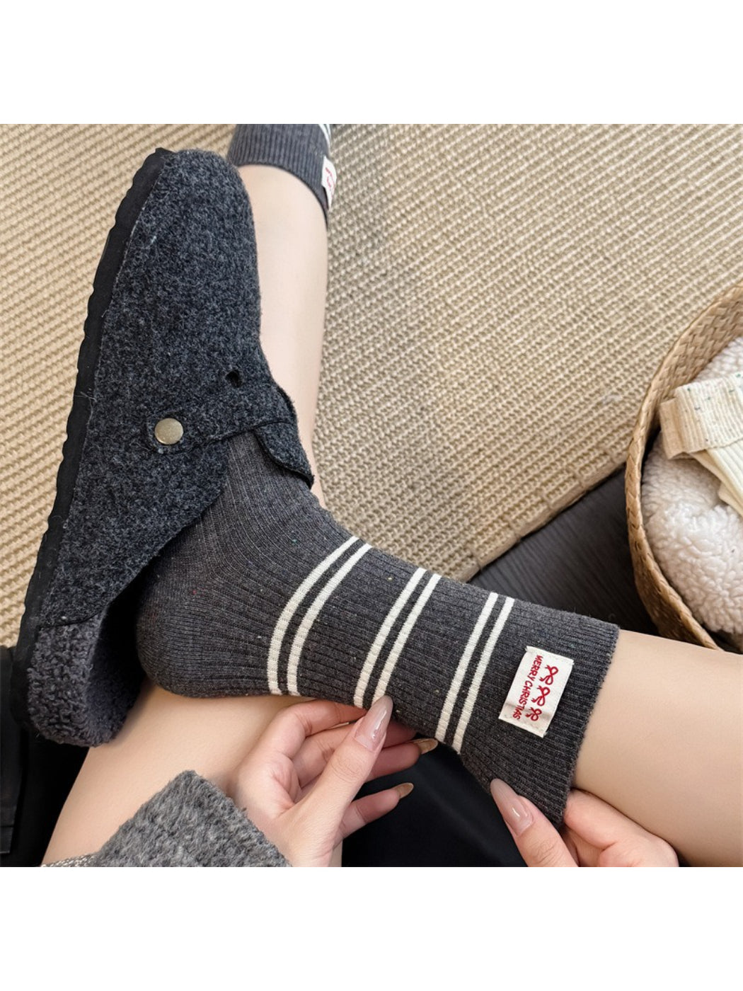 Rufia - Ribbed Stripe and Bow Detail Crew Socks product image 2