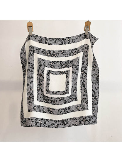 Scarvii - Geometric Concentric Print Square Scarf