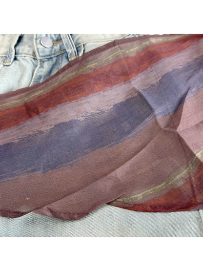 Scarvii - Abstract Stripe Pattern Triangle Scarf