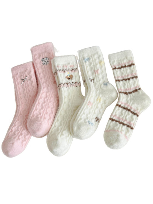 Rufia – Cozy Cartoon Dog Plush Sleep Socks