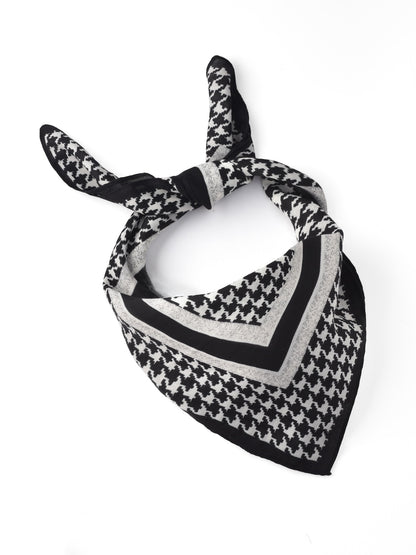 Scarvii - Classic Houndstooth Square Scarf