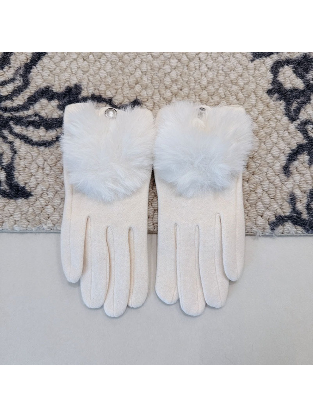 Scarvii - Faux Fur Cuff Touchscreen Winter Gloves