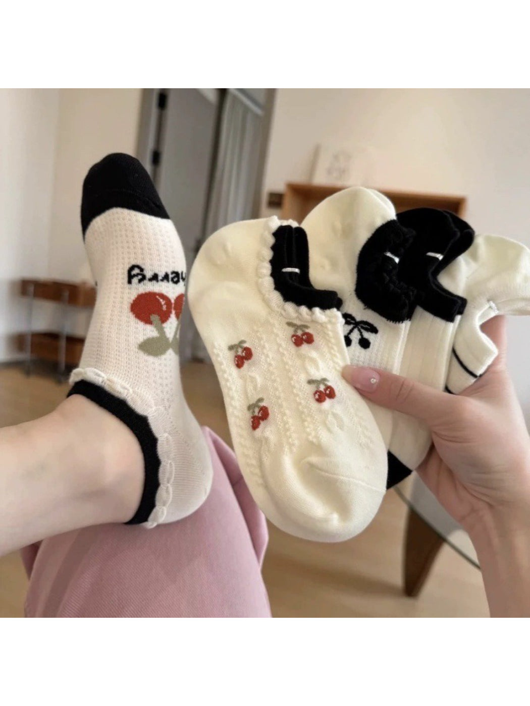 Rufia - Cute Cherry Low Cut Socks