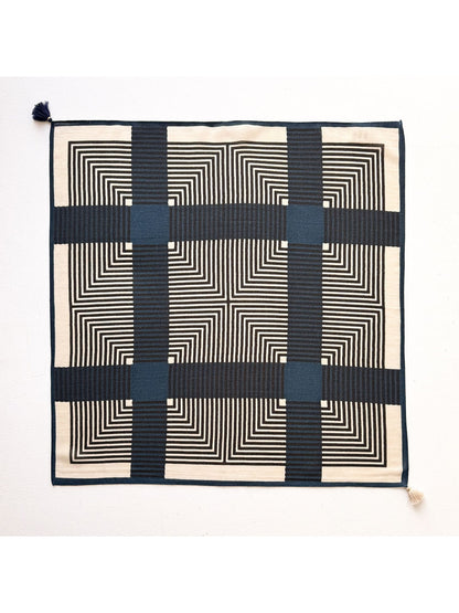 Scarvii - Retro Line Pattern Fashion Square Scarf