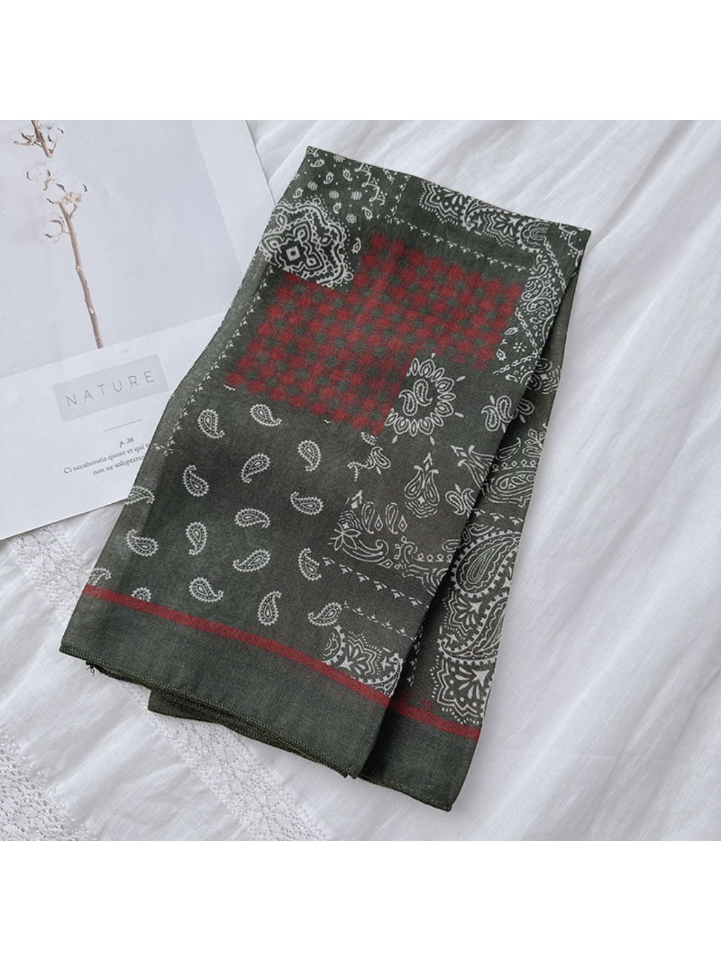 Scarvii - Vintage Paisley Square Neck Scarf