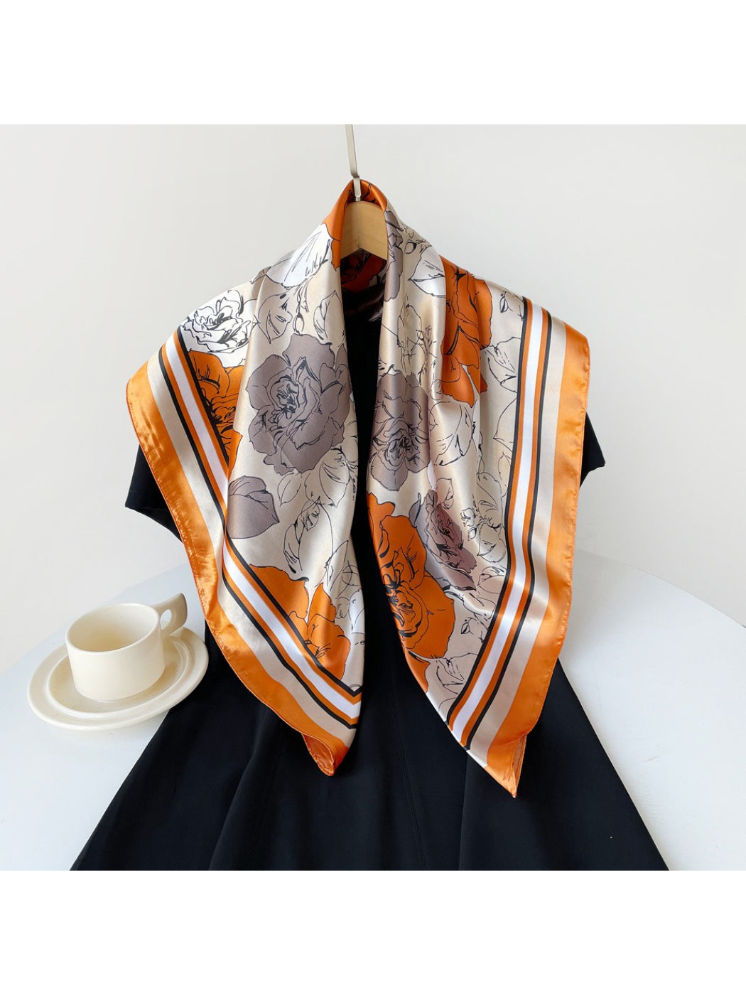 Scarvii - Retro Bloom Color Block Square Scarf