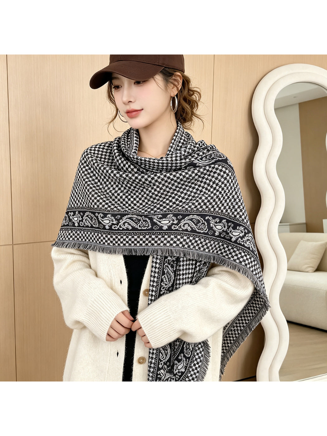 Scarvii - Houndstooth Paisley Triangle Scarf