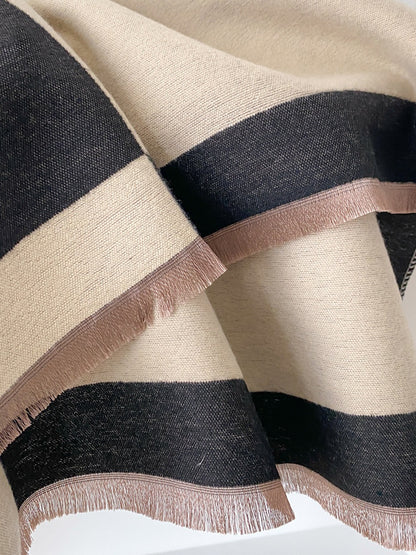 Scarvii – Modern Geometric Winter Scarf & Shawl