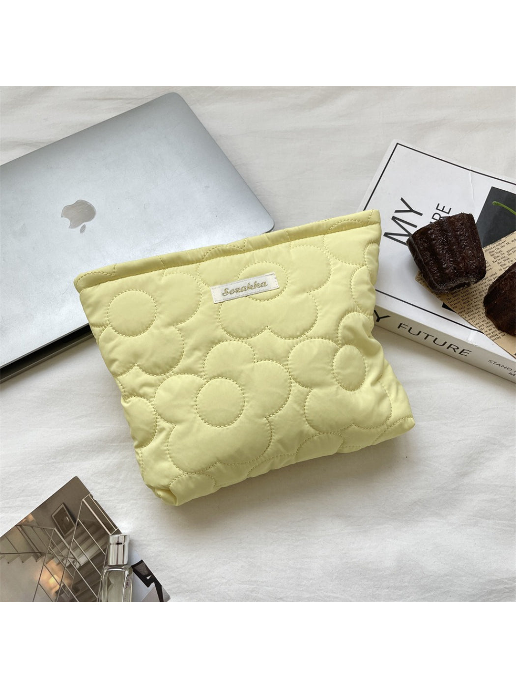 Cosbai Quilted Daisy Cosmetic Pouch displayed with matching accessories