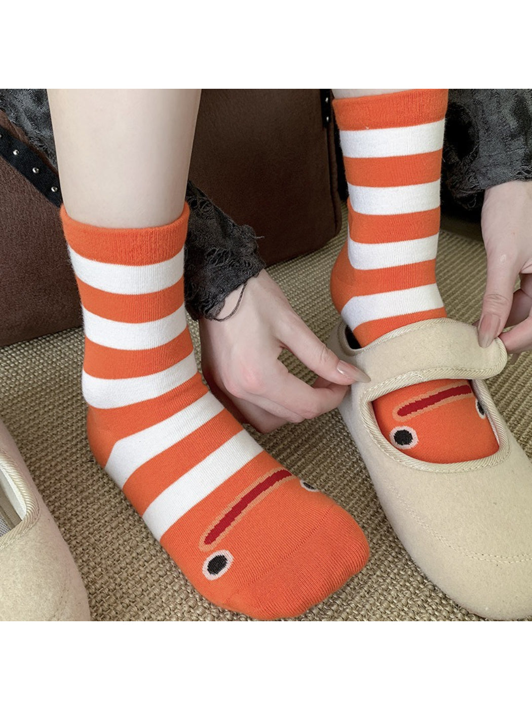 Rufia - Playful Clownfish Pattern Crew Socks product image 3