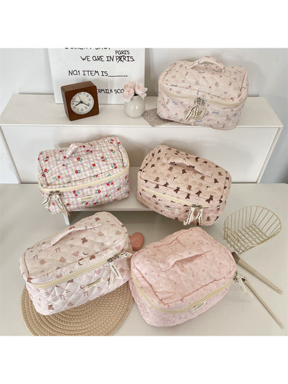 Cosbai - Quilted Travel Makeup Bag