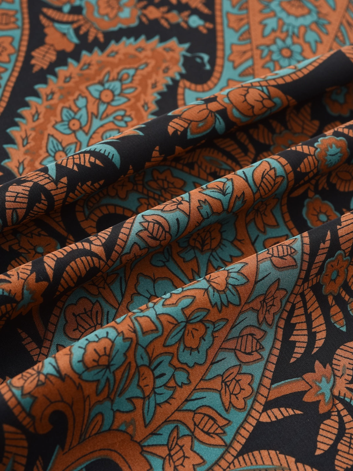 Scarvii – Brown Paisley Border Rectangle Scarf