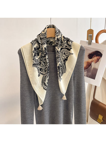 Scarvii - Vintage Dense Paisley Print Square Scarf