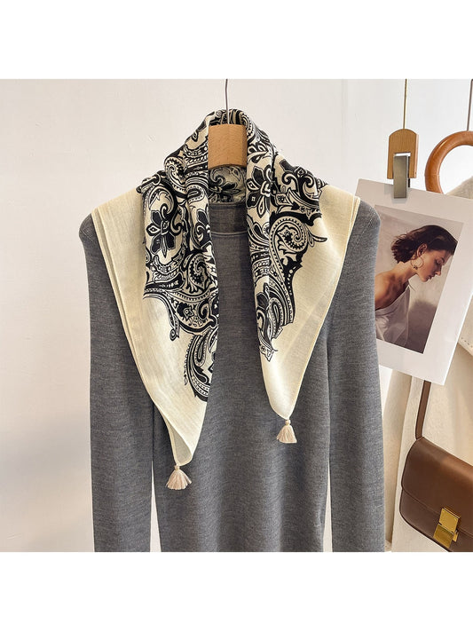 Scarvii - Vintage Dense Paisley Print Square Scarf