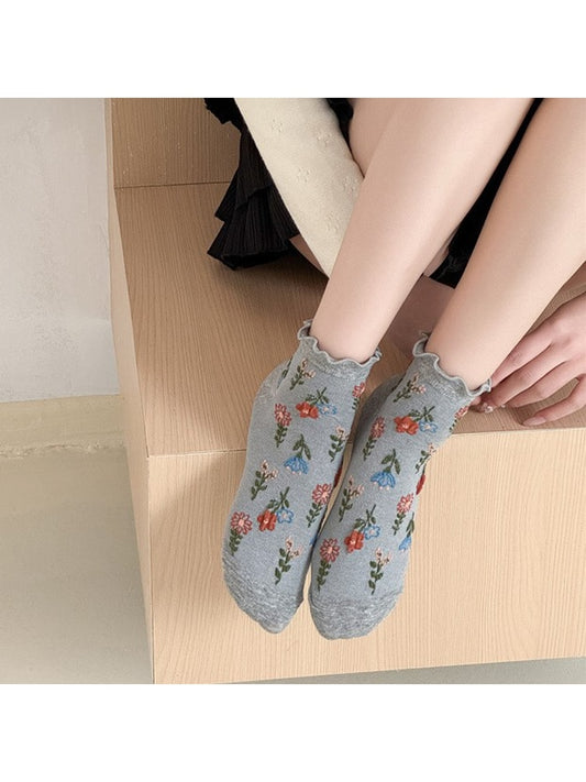Rufia - Fresh Floral Ruffle Trim Ankle Socks