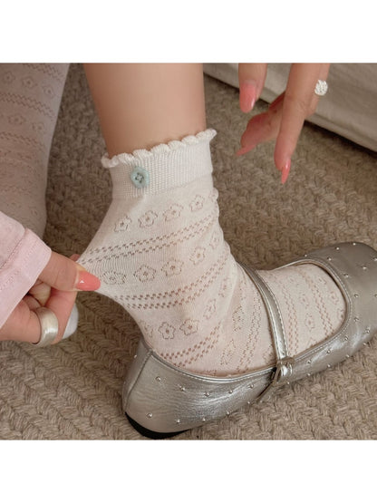Rufia - Floral Pattern Openwork Button Detail Crew Socks