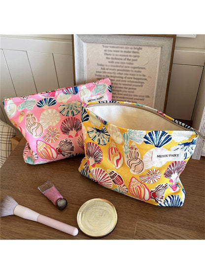 Cosbai - Zippered Cartoon Print Cosmetic Organizer Bag