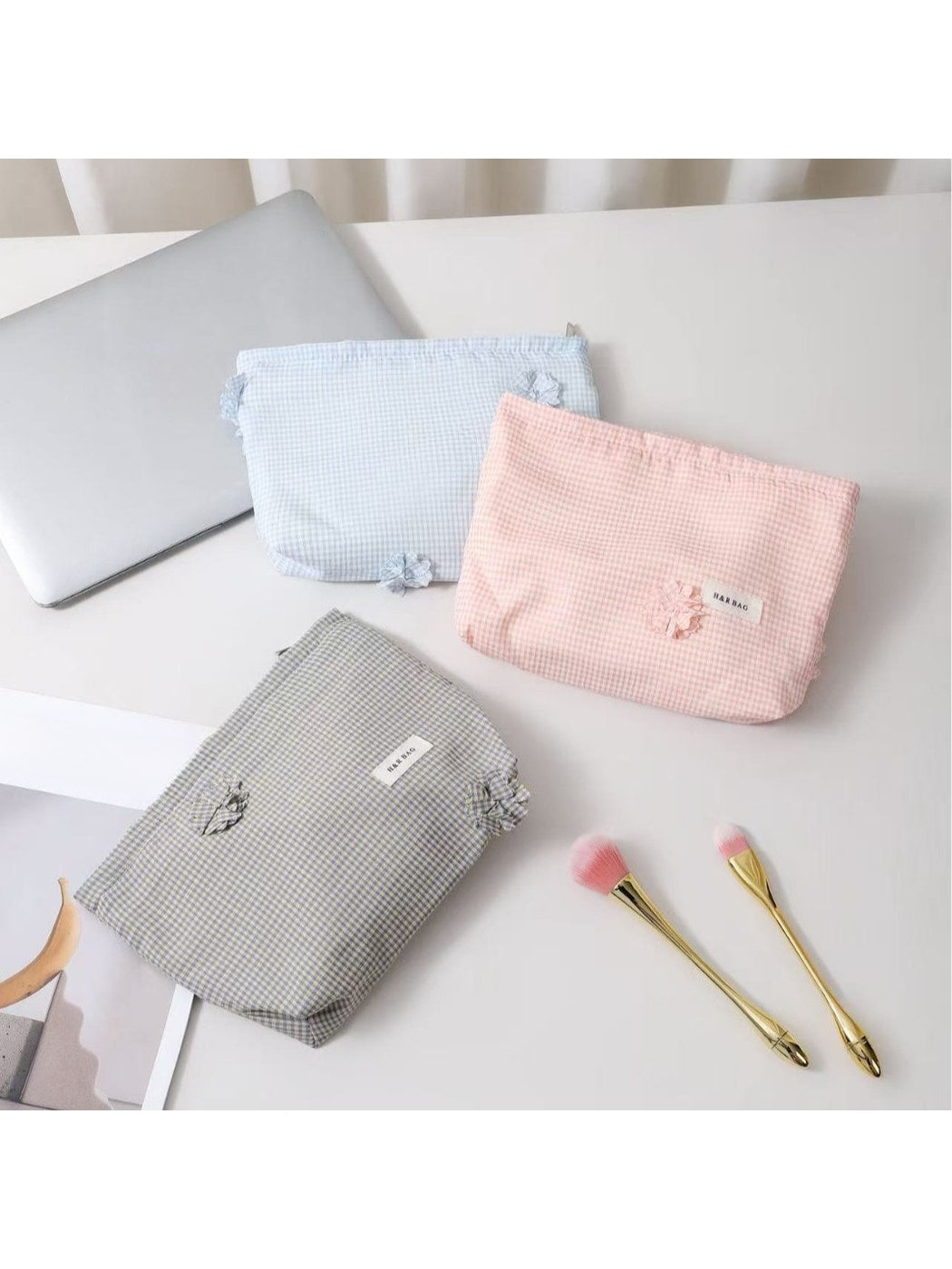 Cosbai - Floral Plaid Handheld Cosmetic Pouch Bag