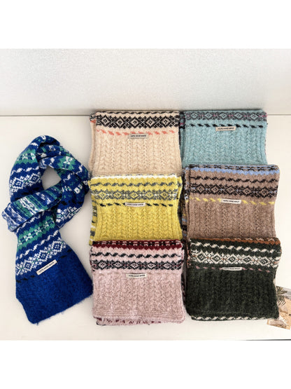 Scarvii - Geometric Zigzag Band Fuzzy Textured Scarf