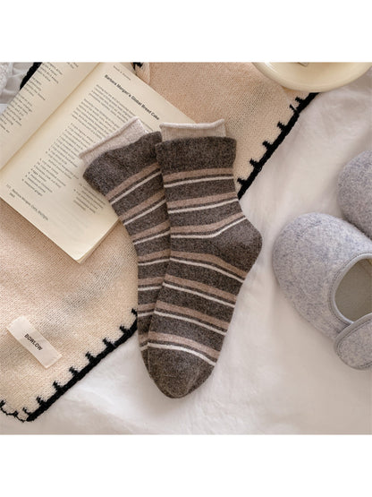 Rufia - Cute Cat Pattern Cozy Crew Socks