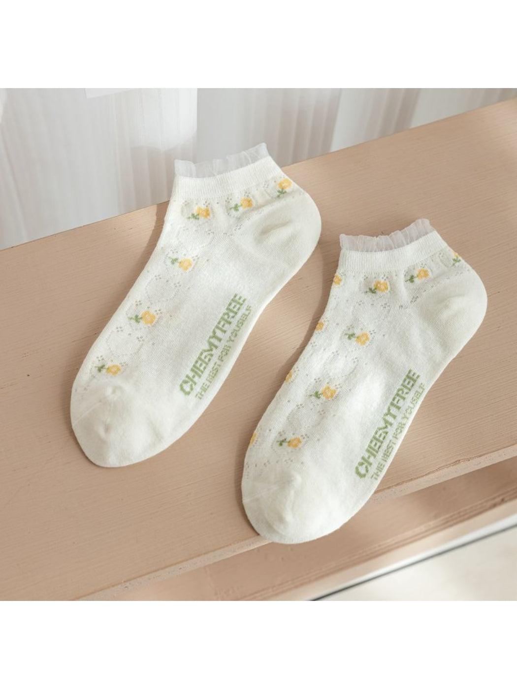 Rufia - Soft Floral Pattern Lightweight Crew Socks product image 6